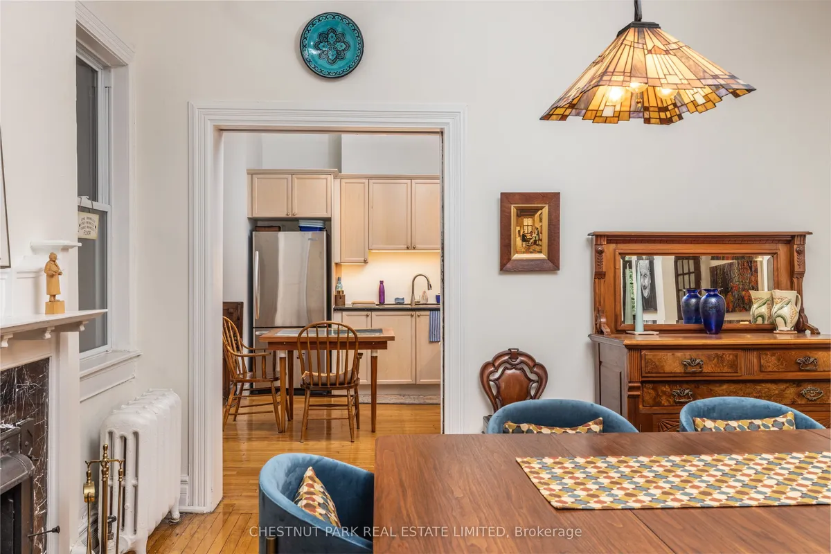 4 Maple Avenue, ON M4W 2T6