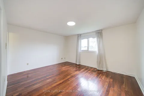 2908 Victoria Park Avenue, ON M2J 4B1