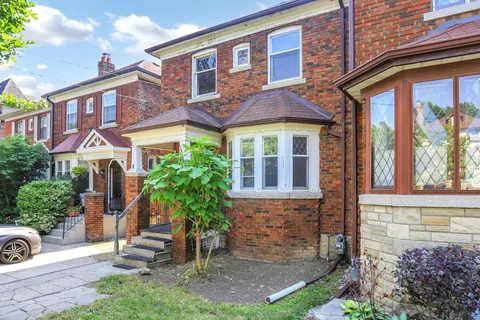 68 Castlewood Road, ON M5N 2L2