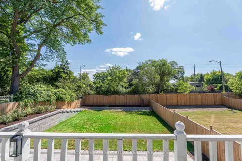 47 Tofino Crescent, ON M3B 1R9