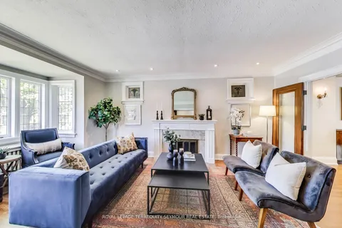 275 Fairlawn Avenue, ON M5M 1T2