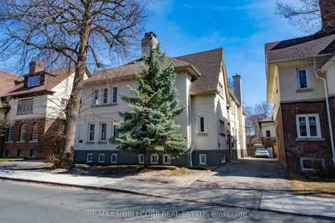 809-811 Duplex Avenue, ON M4R 1W6