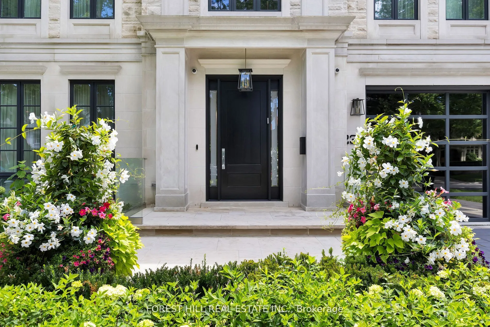 239 Cortleigh Boulevard, ON M5N 1P8