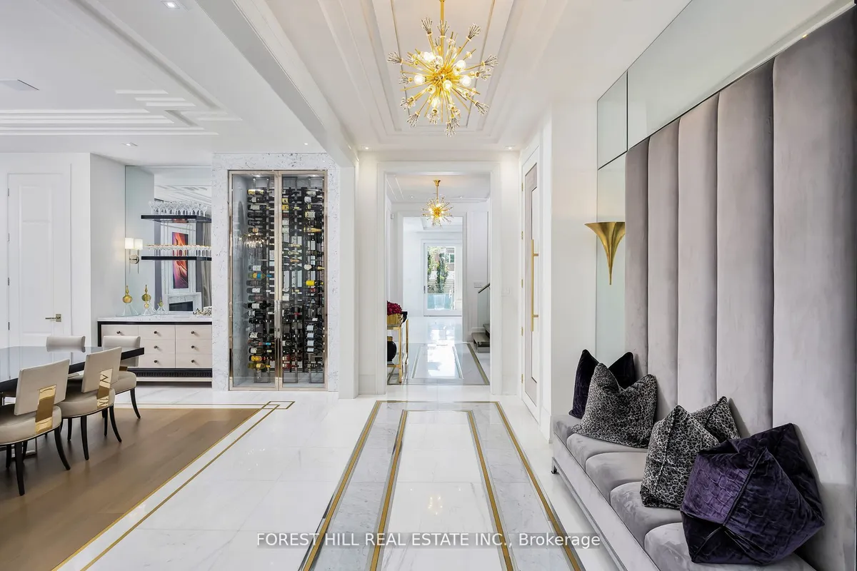 239 Cortleigh Boulevard, ON M5N 1P8