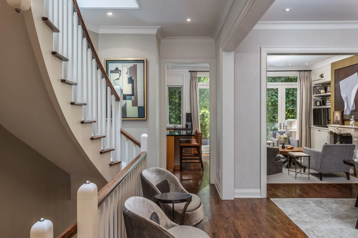 40 Summerhill Gardens, ON M4T 1B4