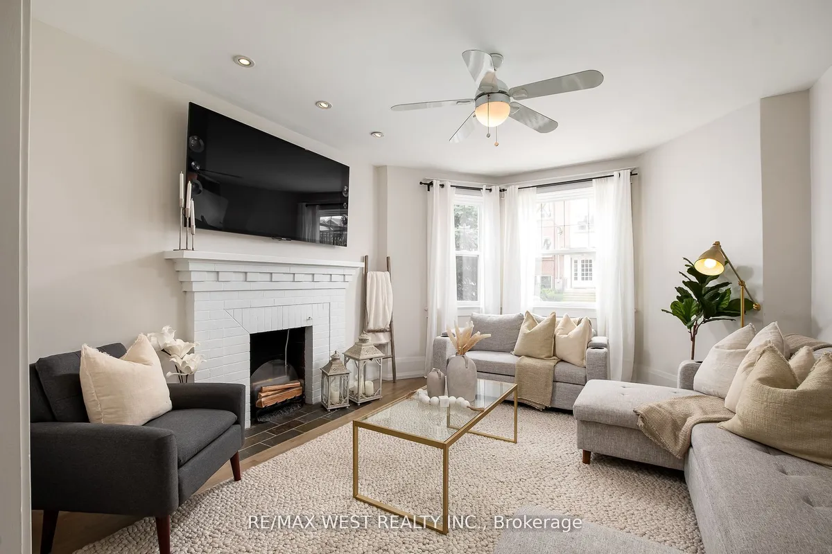 9 Humewood Drive, ON M6C 1C9