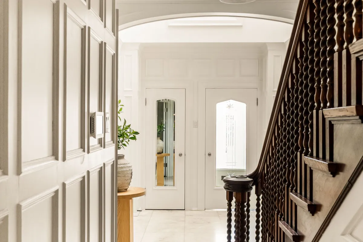 19 Whitney Avenue, ON M4W 2A7