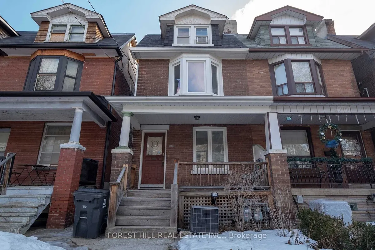 775 Markham Street, ON M6G 2M4