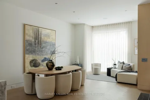 126 Sherwood Avenue, ON M4P 2A7