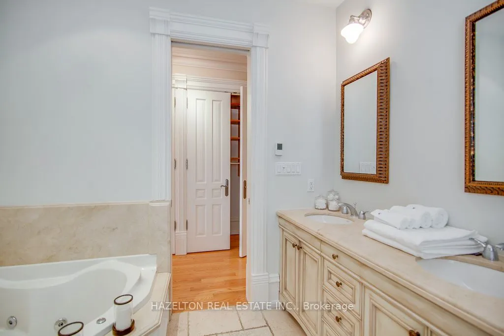 44 Hazelton Avenue, ON M5R 2E2