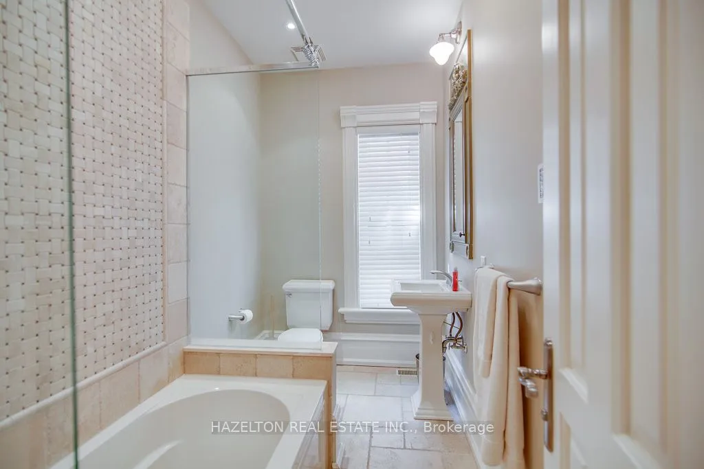 44 Hazelton Avenue, ON M5R 2E2