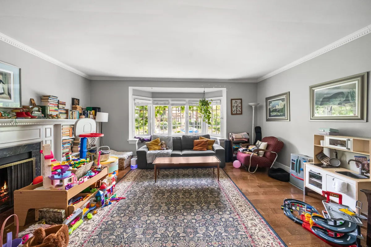 38 Whitehall Road, ON M4W 2C6