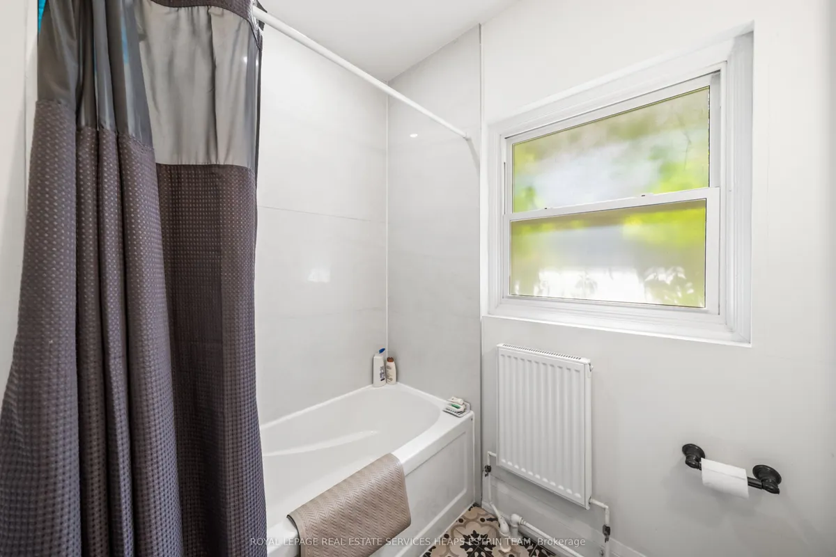 38 Whitehall Road, ON M4W 2C6