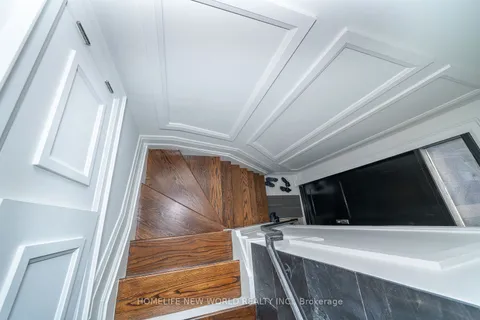 310 Merton Street, ON M4S 1A9