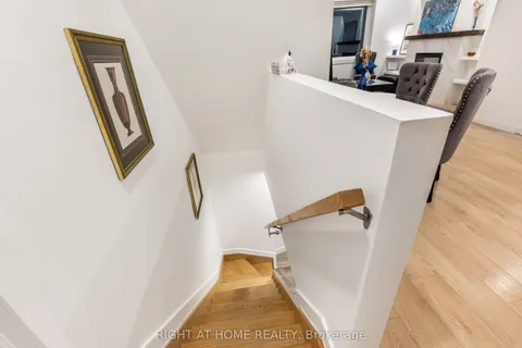 377 Lansdowne Avenue, ON M6H 3Y2