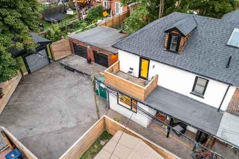 377 Lansdowne Avenue, ON M6H 3Y2