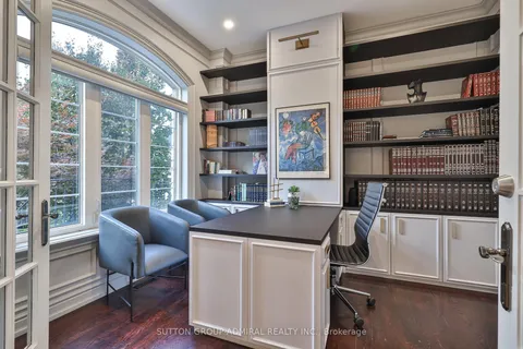 453 Glengrove Avenue, ON M5N 1X4