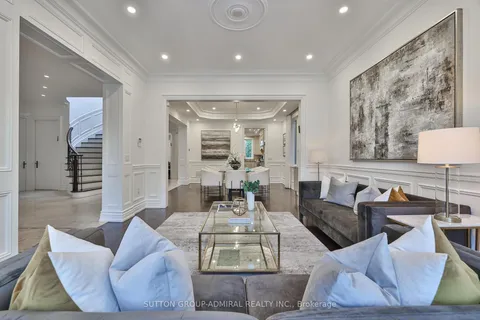 453 Glengrove Avenue, ON M5N 1X4