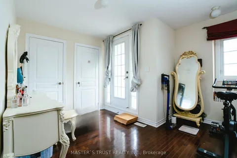 63 Routliffe Lane, ON M2N 0A5