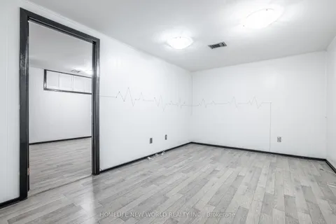 192 Combe Avenue, ON M3H 4K5