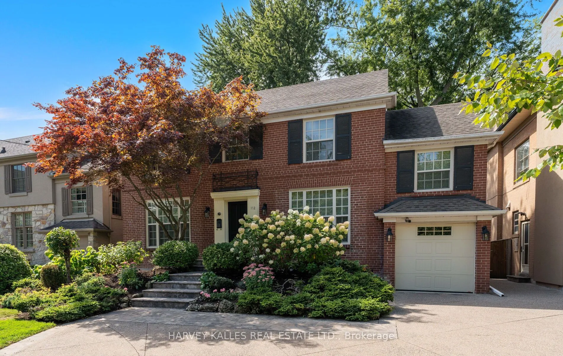 112 Mason Boulevard, ON M5M 3E3