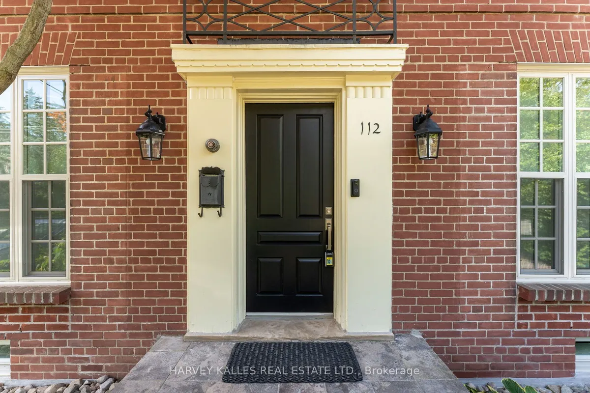 112 Mason Boulevard, ON M5M 3E3