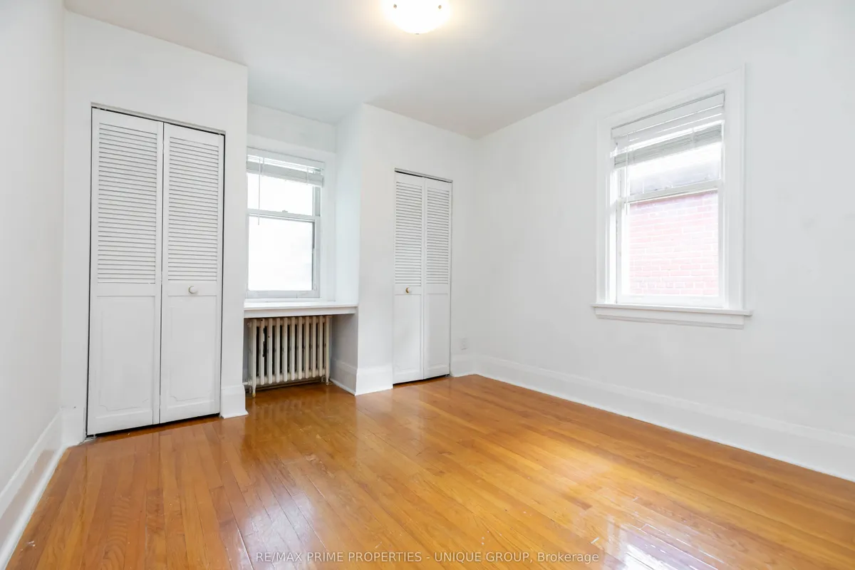 66 Burnaby Boulevard, ON M5N 1G4