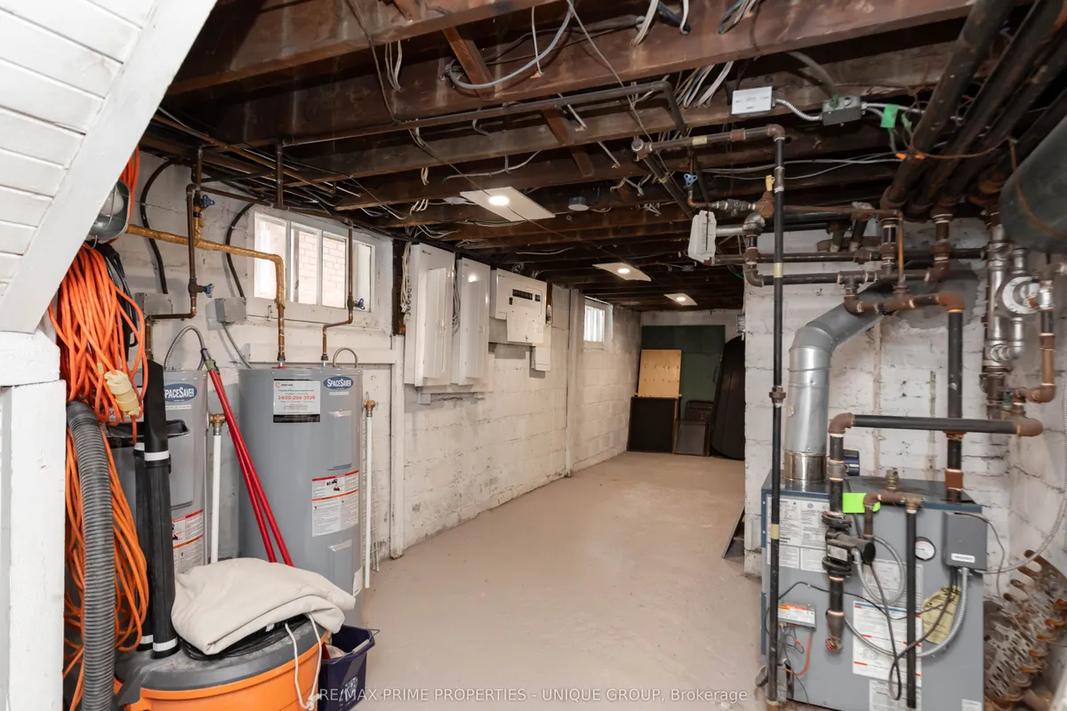 66 Burnaby Boulevard, ON M5N 1G4