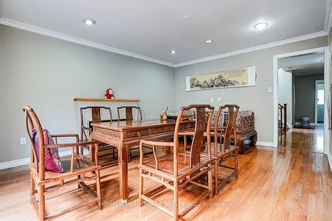 19 Stubbs Drive, ON M2L 2R2