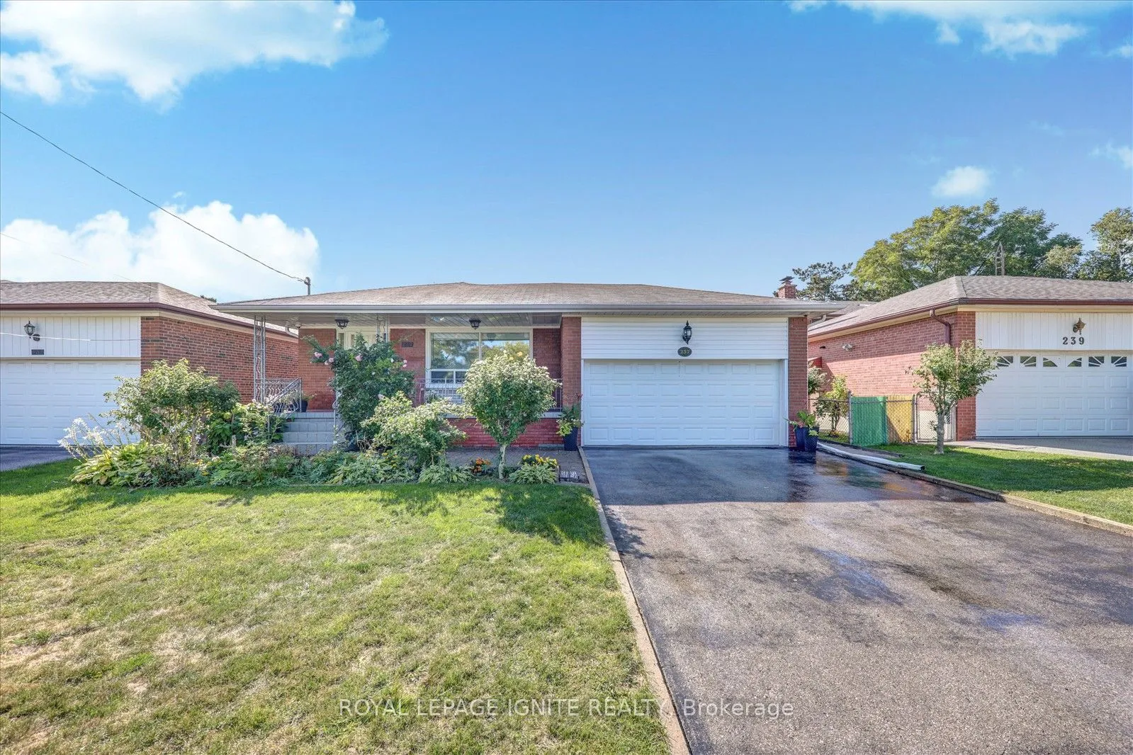 237 Blake Avenue, ON M2M 1B8