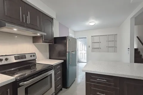 182 mcnicoll Avenue, ON M2N 3K7