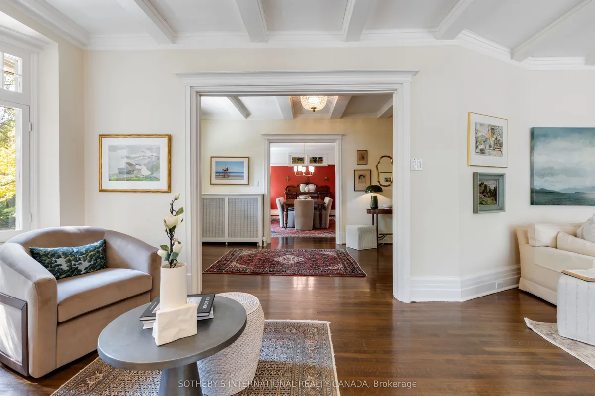 22 Binscarth Road, ON M4W 1Y1