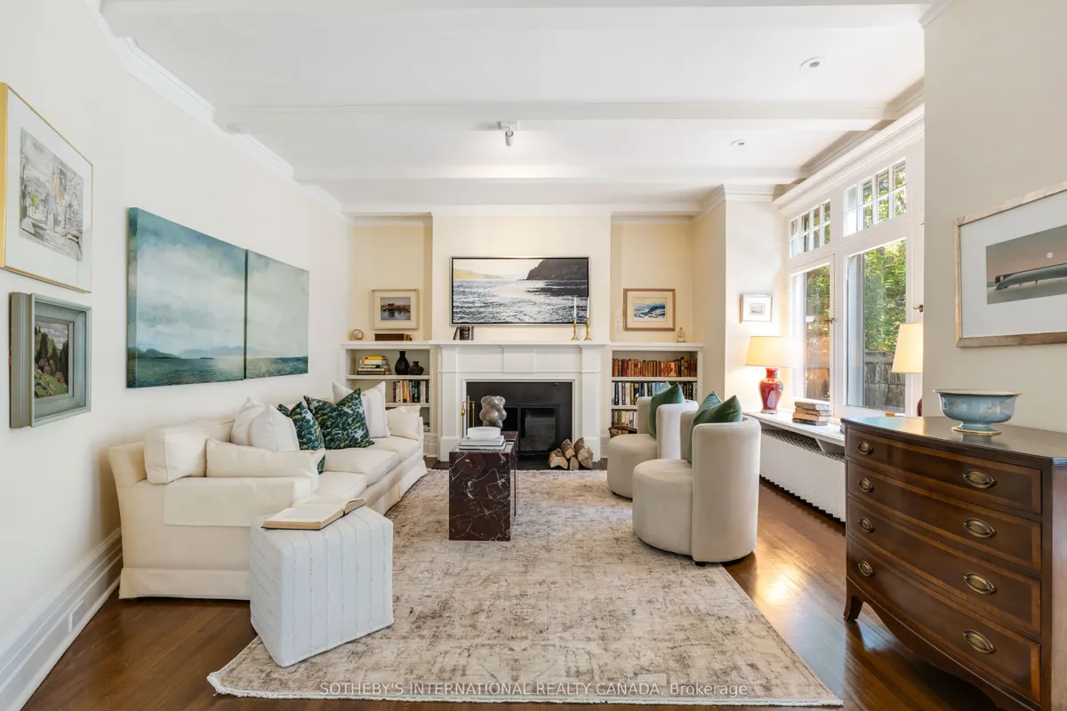 22 Binscarth Road, ON M4W 1Y1