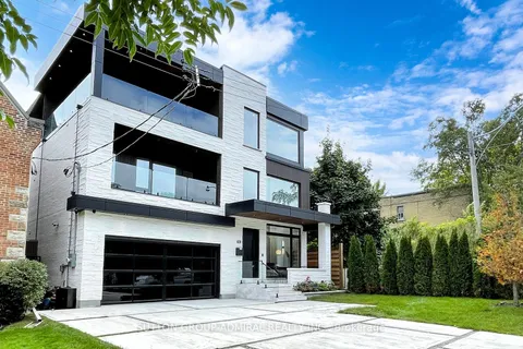 69 Elderwood Drive, ON M5P 1X5