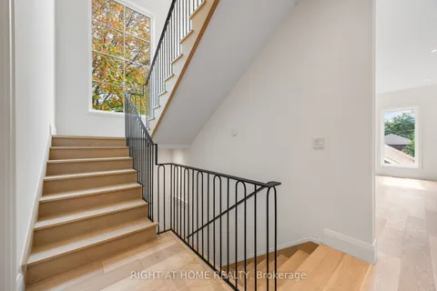 120 Hammell St Street, ON M3H 2P5