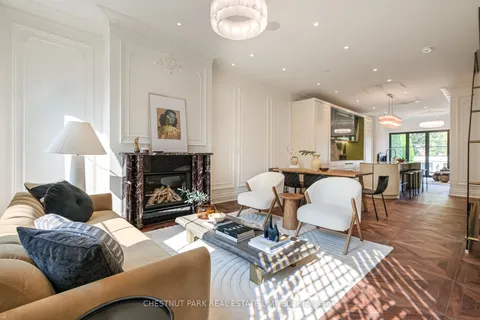 539 Crawford Street, ON M6G 3J9