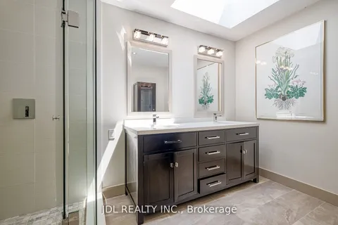 87 Munro Boulevard, ON M2P 1C5