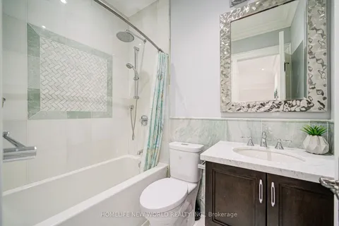 232 Princess Avenue, ON M2N 3S1