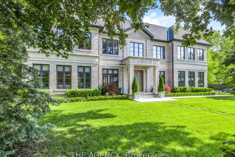 1 Suncrest Drive, ON M3C 2L1