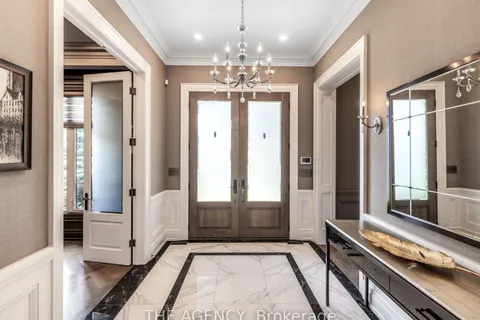 1 Suncrest Drive, ON M3C 2L1