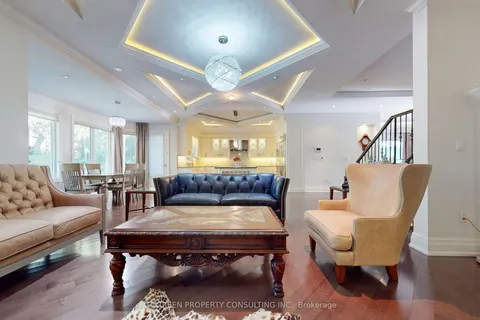 11 Elmview Avenue, ON M2N 2S5