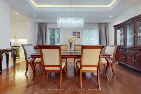 11 Elmview Avenue, ON M2N 2S5