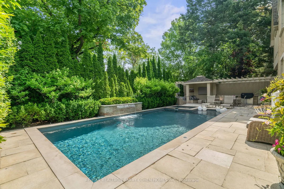 100 Old Forest Hill Road, ON M5P 2R5