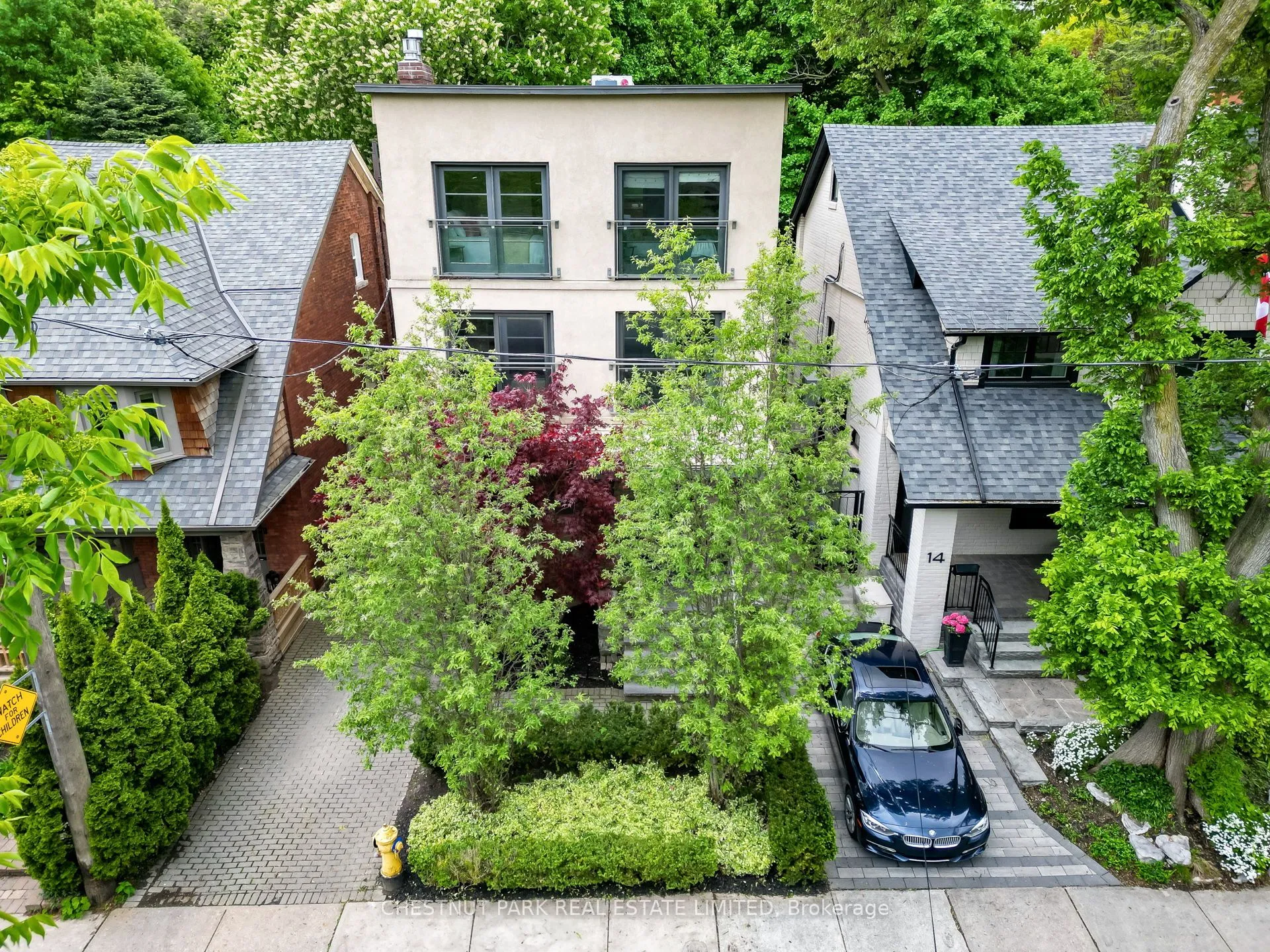 16 Inglewood Drive, ON M4T 1G8