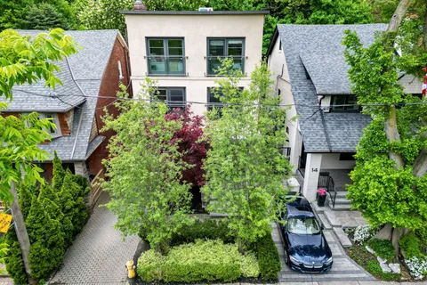 16 Inglewood Drive, ON M4T 1G8