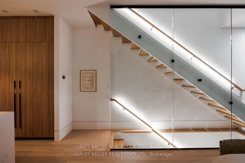 140 Harrison Street, ON M6J 2A4