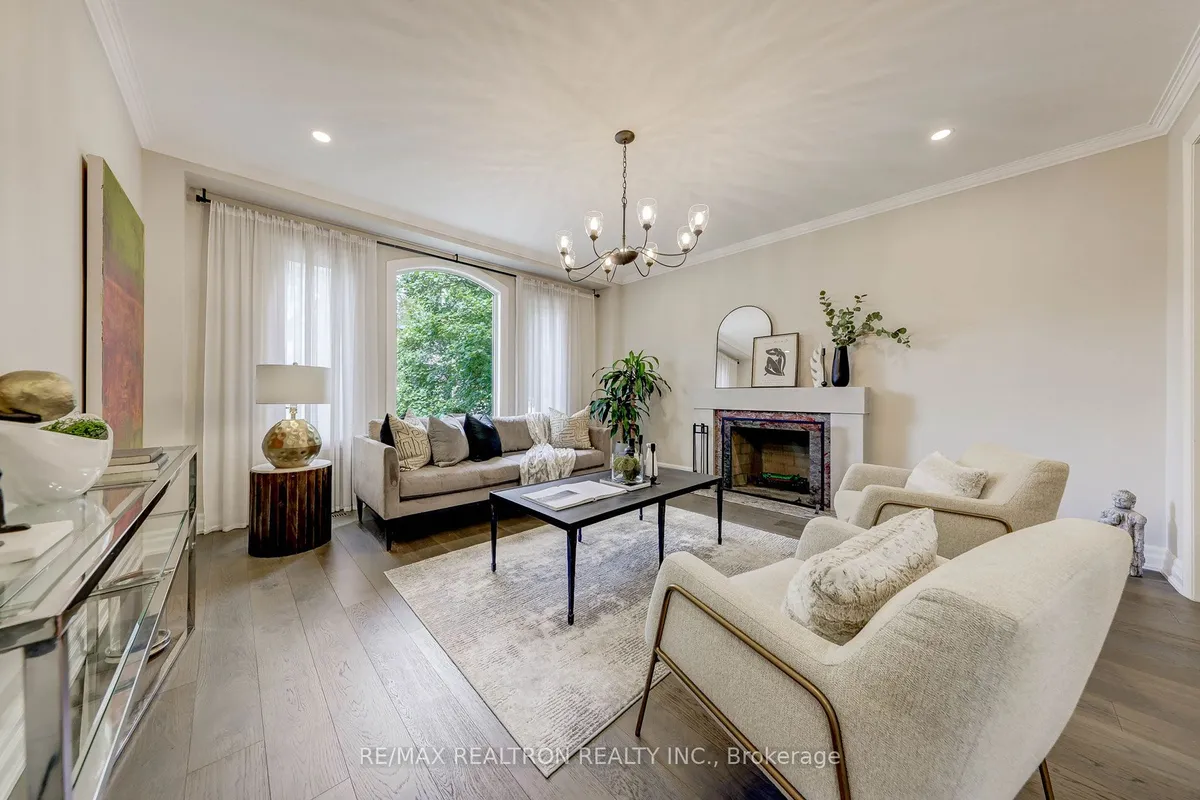 535 Brookdale Avenue, ON M5M 1S1