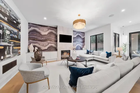 63 Bannatyne Drive, ON M2L 2P2