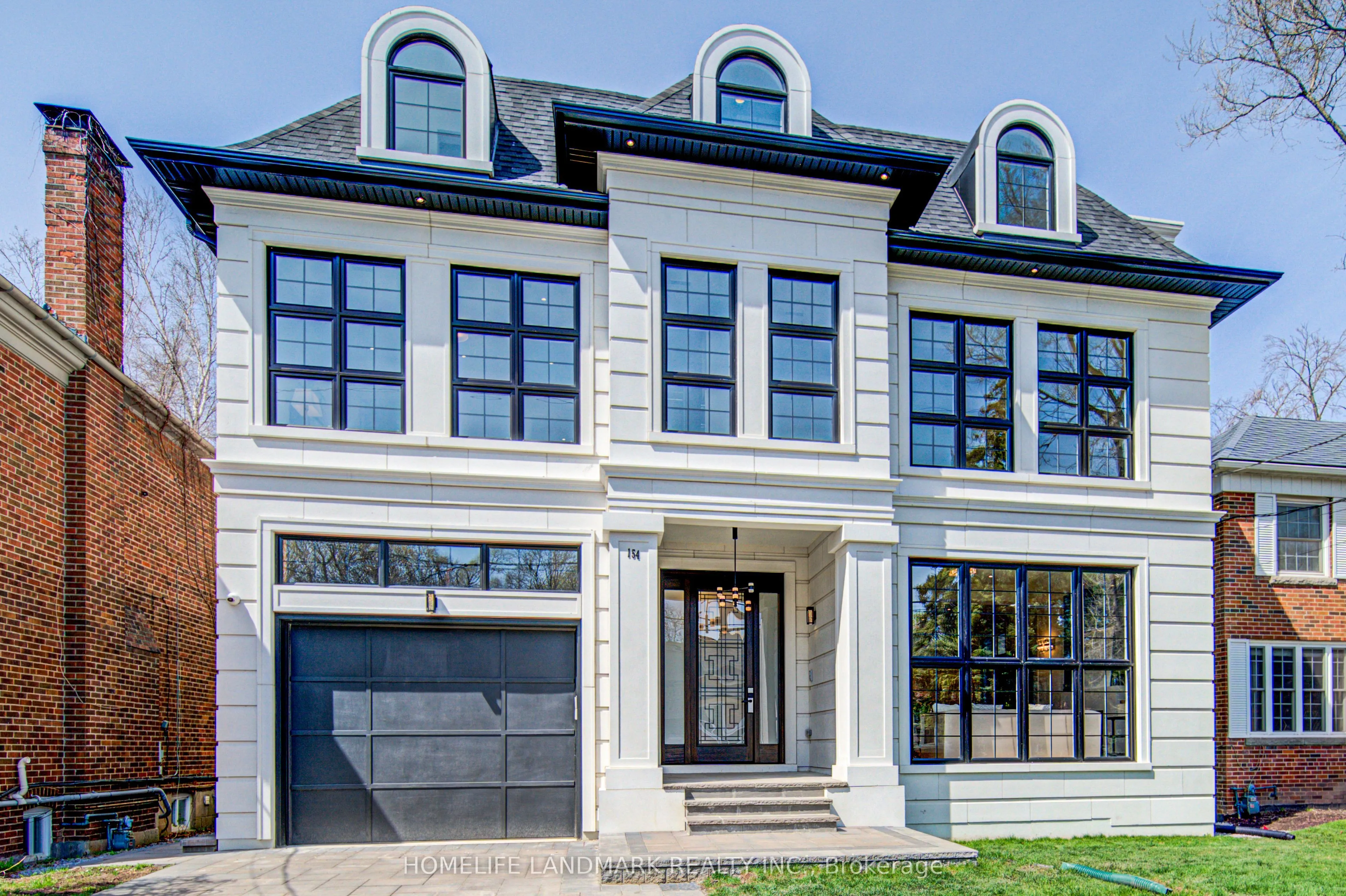 154 Glen Cedar Road, ON M6C 3G5