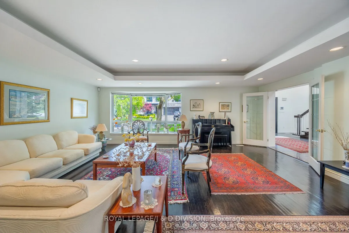 31 George Henry Boulevard, ON M2J 1E3